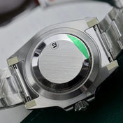 Submariner Stainless Steel “The Hulk” Green Dial Cerachrom Bezel, Ref#116610LV, 41mm